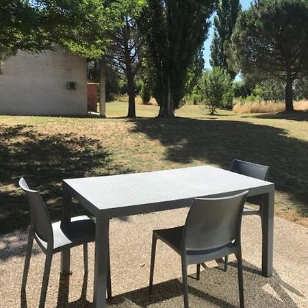 Appartement Arles, Au Calme Proche De La Camargue 6 Eksteriør bilde